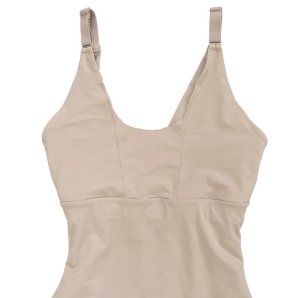 Maidenform Shapewear Bodysuit Adjustable V-Neck Firm Control Nude Size Small - Picture 9 of 14